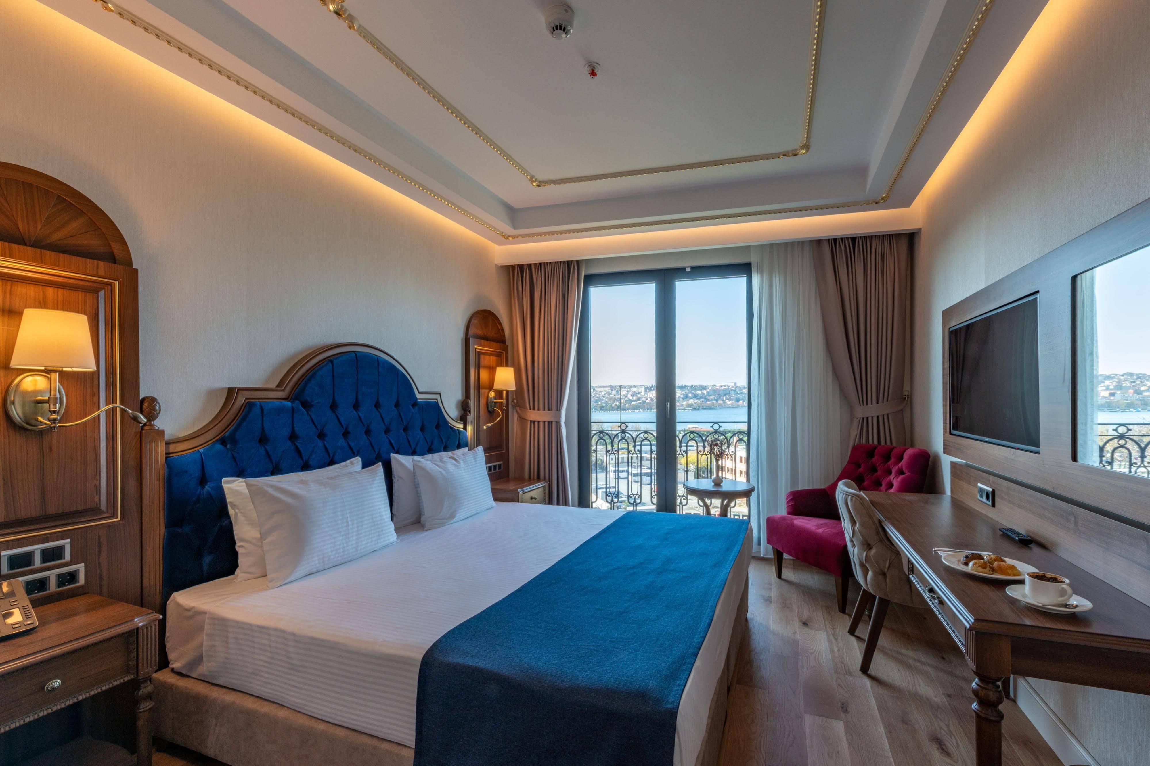 โนวา พลาซา เปรา Hotel อิสตันบูล ภายนอก รูปภาพ